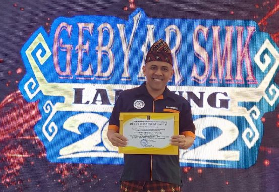 Bursa Kerja Khusus SMK SMTI Bandar Lampung Raih Penghargaan Bergengsi Tingkat Provinsi