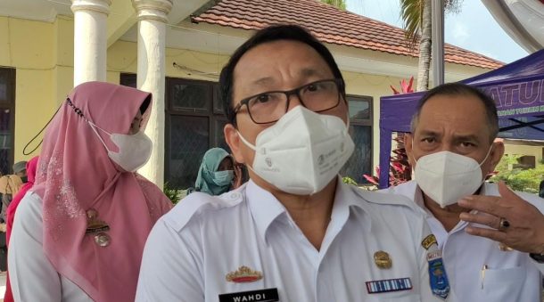 Bupati Lampung Selatan Beri Tali Asih Korban Kebakaran di Desa Bakti Rasa