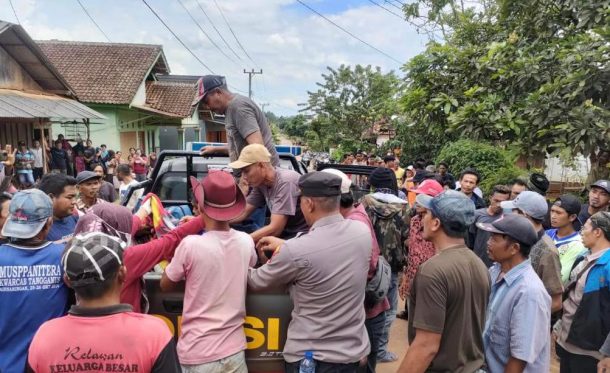 Gunung Anak Krakatau Erupsi, Pemkab Lampung Selatan Imbau Masyarakat Tak Panik dan Tetap Waspada