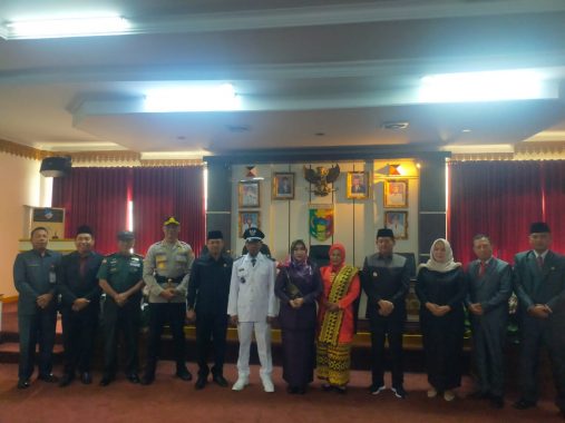 HUT Bhayangkara Ke-77, Polres Metro Tabur Bunga di Makam Pahlawan