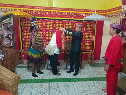 Atlet Airsoft Gun Putri Asal Metro Sabet Emas di Fornas VII Jawa Barat