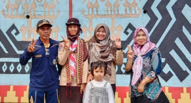 Pemberdayaan Olah Raga Rekreasi, Bupati Lampung Tengah Lepas Jalan Sehat di Gaya Baru