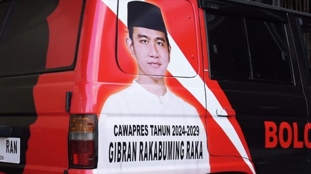 Kenalkan Gibran Cawapres 2024, Bolone Mase Lampung Luncurkan Mobil Kampanye