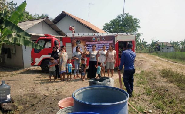 Pemkab Lampung Selatan Kembali Distribusikan Air Bersih untuk Warga