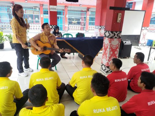 Sambangi Rutan Kota Agung, Tim Hope Indonesia Beri Pembinaan Mental