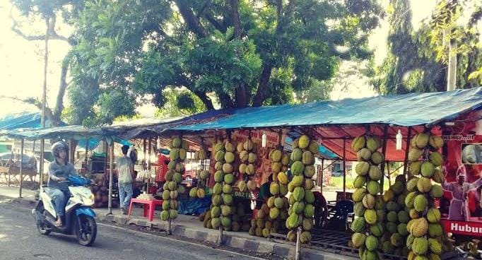 Pemkot Metro Bakal Tertibkan Pedagang di Lapangan Samber
