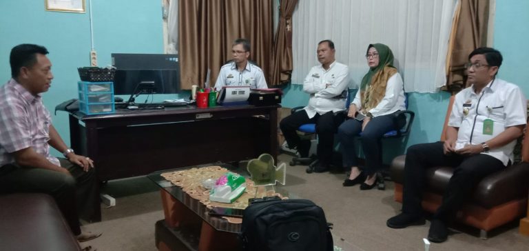 Sumber Mata Air Sawahnya Berkurang, Para Petani Sambangi Dinas Lingkungan Hidup Tanggamus