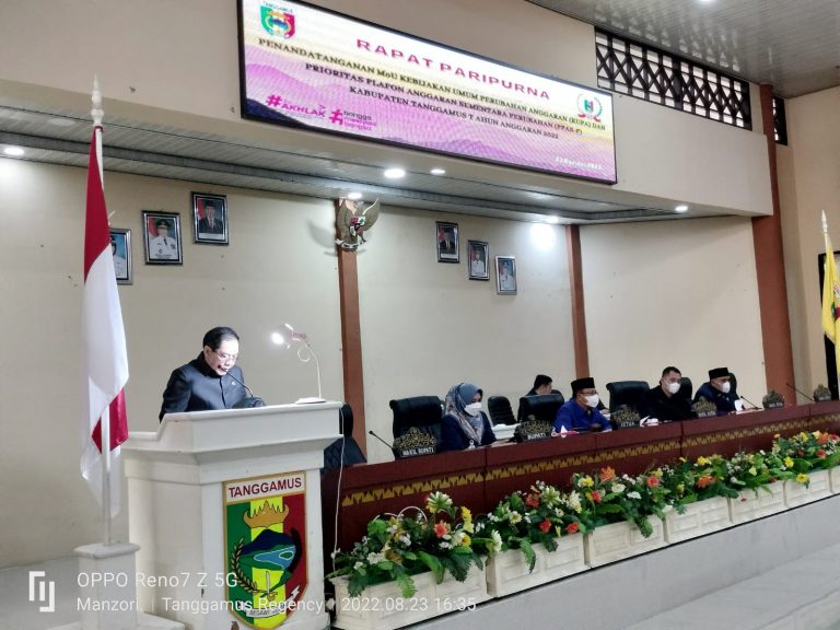 Advertorial: Pemkab-DPRD Tanggamus Tandatangani Nota Kesepakatan KUPA-PPAS APBD Perubahan 2022