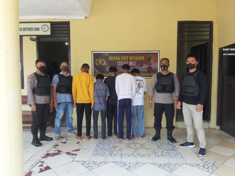 Polsek Tegineneng Amankan Lima Pelaku Pencurian Besi Pembatas Jalan Tol