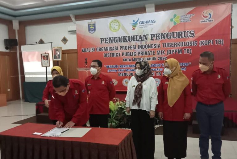 Advertorial: Wali Kota Kukuhkan Kopi TB dan DPPM TB Kota Metro