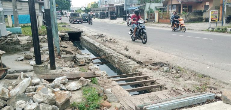 Akhir Tahun Curah Hujan Tinggi, Wali Kota Metro Ingatkan Dinas PU Antisipasi Banjir