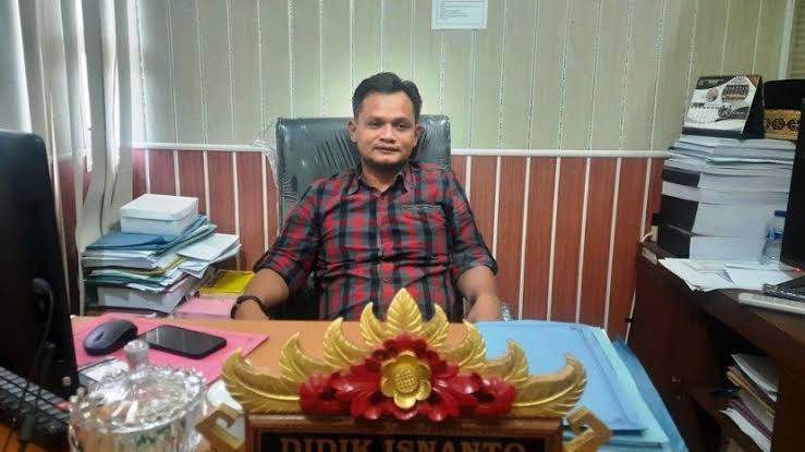 Ketua Komisi I DPRD Metro Ajak Warga Awasi Proyek Perbaikan Jalan Pattimura