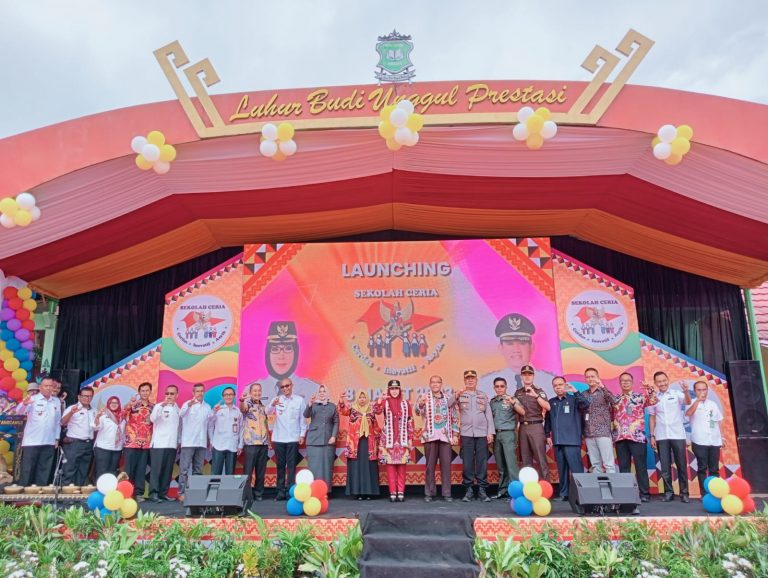 Advertorial: Bupati Tanggamus Launching Sekolah CERIA dan Program ASIK di SMP Negeri 1 Gisting