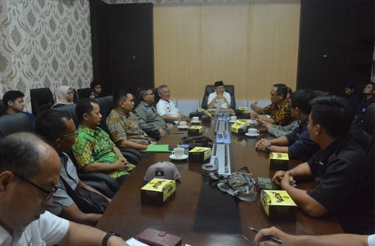 Bupati Lampung Tengah dan Jajaran Sambut Mahasiswa Magang Sekolah Kedokteran Hewan IPB