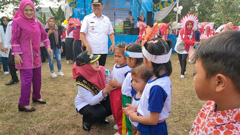 Bupati Tanggamus Hadiri Roadshow Gebyar HUT Ke-18 Himpaudi di Air Naningan