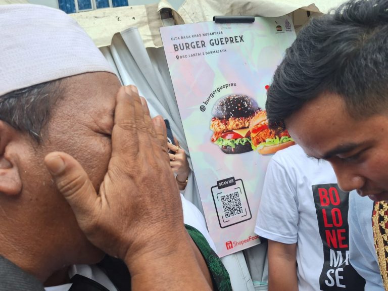 Kiai Bolone Mase Lampung Doakan Gibran Sukses di Pilpres 2024