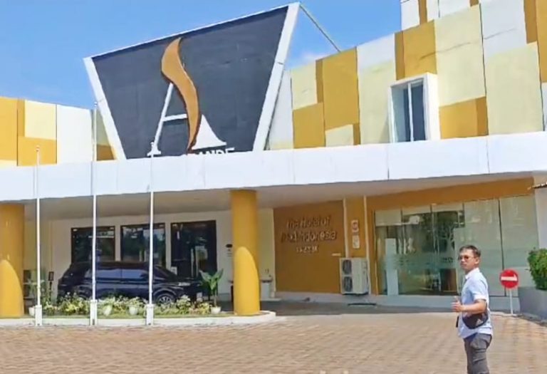 Ketua DPRD Metro Kaget Hotel Aidia Banderol Tarif Tinggi untuk Siswa Magang