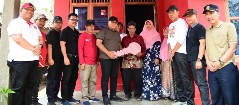 Bupati Lampung Selatan Resmikan Hasil Bedah Rumah Warga Desa Pasuruan