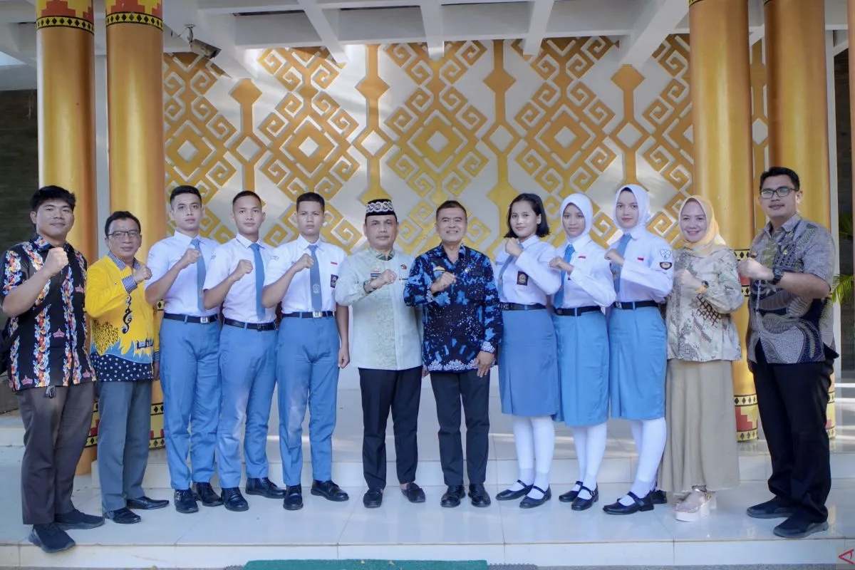 Walikota Metro Berangkatkan Enam Capaska Ke Tingkat Nasional