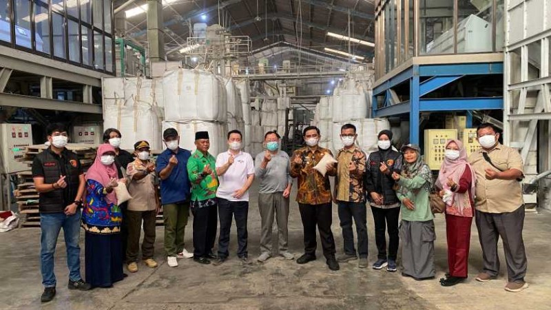 Wakil Wali Kota Metro Temukan Dugaan Beras Oplosan Saat Sidak ke Sejumlah Retail